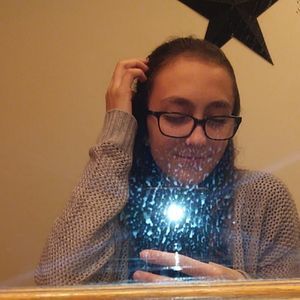 Meet your Posher, Lydia